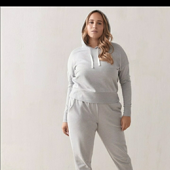 NWT Addition Elle cropped pullover hoodie - Picture 2 of 3